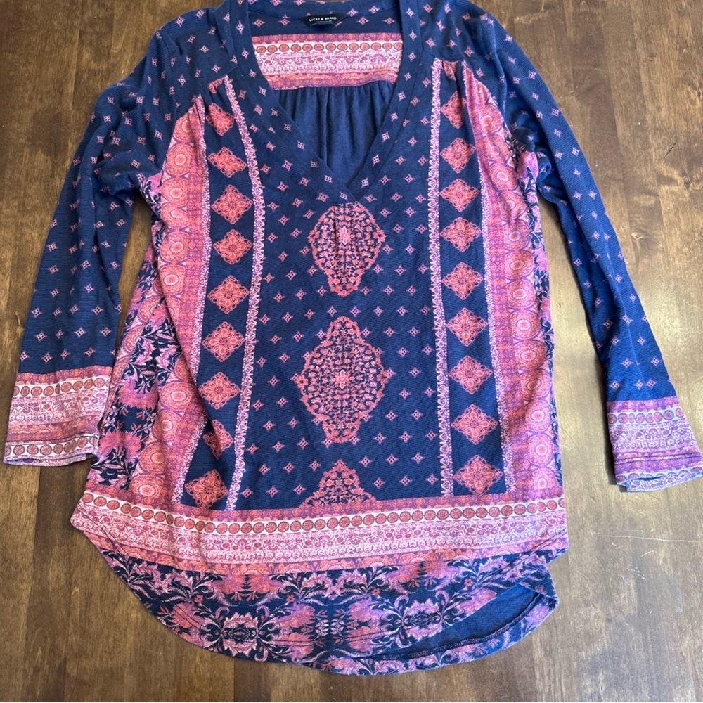 Lucky Brand Small Top Tee Boho Festival V Neck Comfy Casual Office Artsy